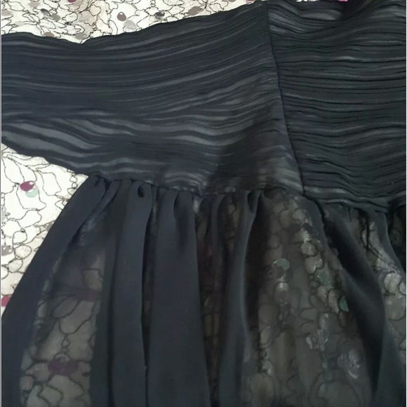 Max and Leo Sequin and lace strapless dress - Picture 7 of 8